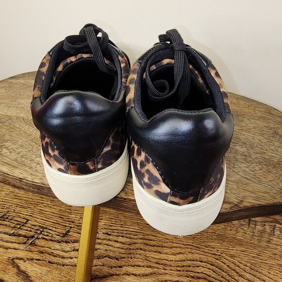 Leopard Print Vince Camuto Senile Lace Up Sneakers - Picture 4 of 7